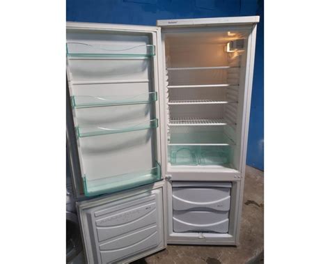 Купить POLAR CZ 300-d710 Холодильник двухкамерный 284L 160*60 б/у ...