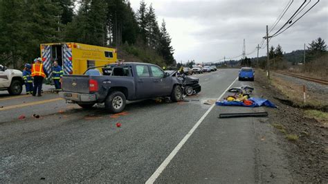 Two Killed In Three Car Crash South Of Coos Bay Kobi Tv Nbc5 Koti