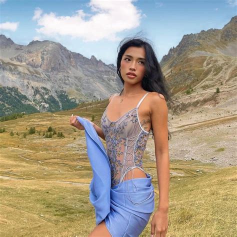 Hot Girl N Ng G Y S T V I Gu N M C G I C M Cu C S Ng Sang Ch Nh B O D N Tr