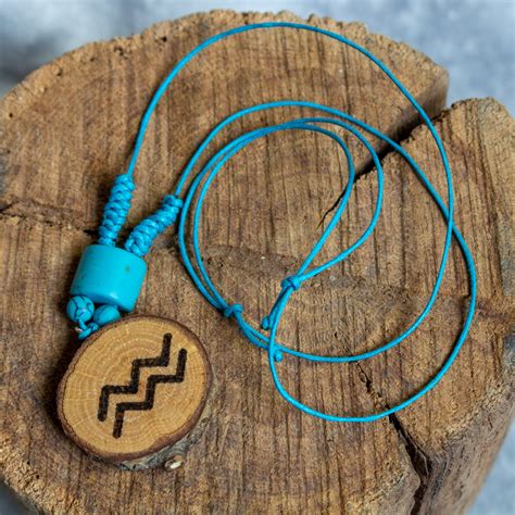 Drewniany Talizman dla Ryb: Ametryn