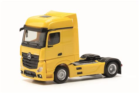 Herpa Mercedes Benz Actros Bigspace Solozugmaschine