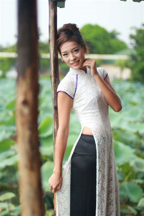 Chùm ảnh duyên dáng của hot girl bóng chuyền tuổi teen