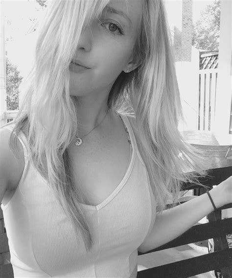 Huge Collection Of Popular Tumblr Blonde Tumblr No WieVQUQ Ran Nqo Porn Pic