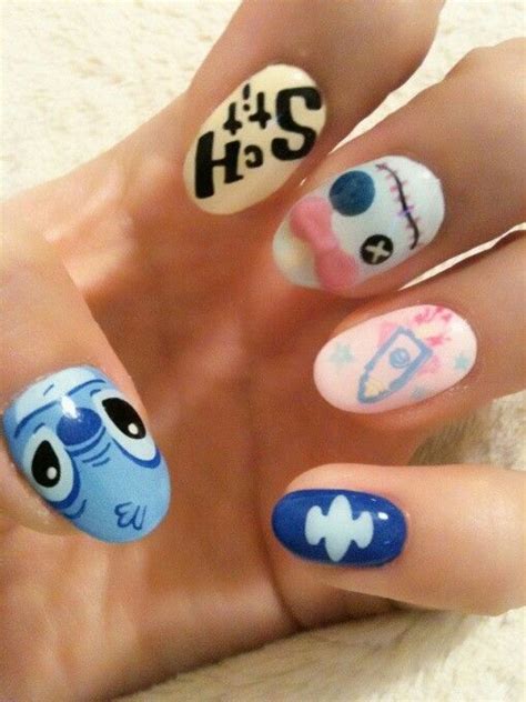 Pin By Sara Elizabeth Lawson On Nails Disney Acrylic Nails Nail Art