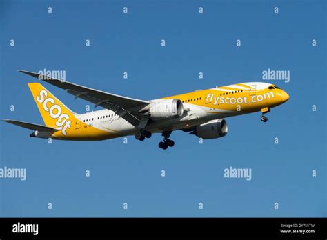 side view boeing  jet  res stock photography  images alamy