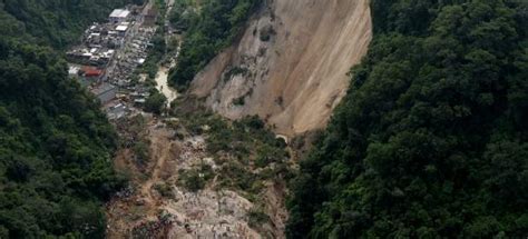 Un Deslizamiento De Tierra En Guatemala Causa Al Menos 23 Muertos Y 450