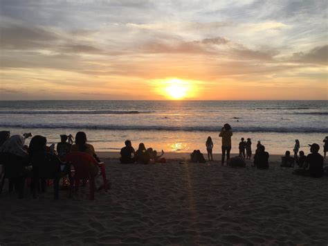 Strafen für unehelichen Sex Indonesien beruhigt Urlauber Wochenblatt Neumarkt