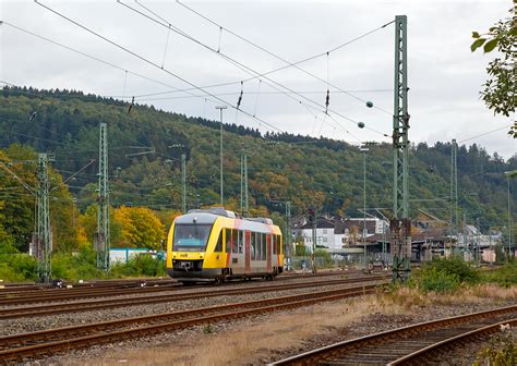 Der VT 207 ABp (95 80 0640 107-8 D-HEB) ein Alstom Coradia LINT 27 der ...