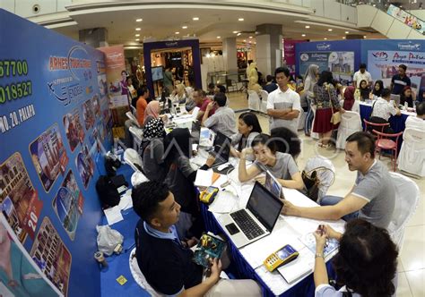 Garuda Indonesia Travel Fair Antara Foto