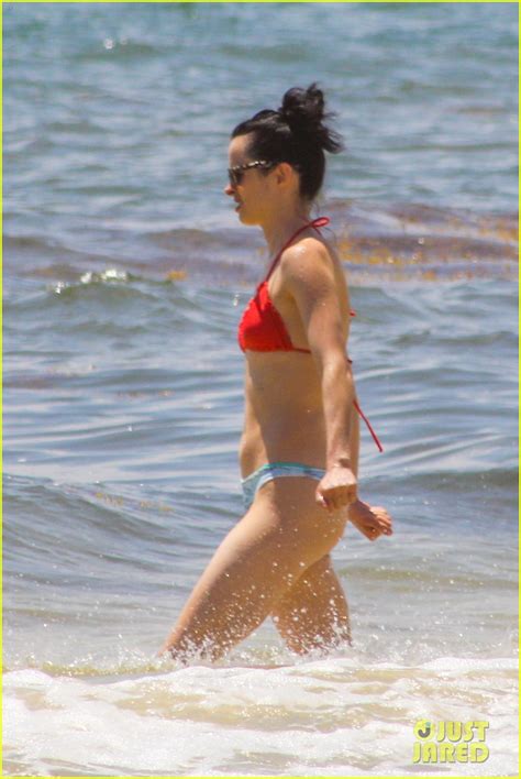 Krysten Ritter Bares Her Bikini Body In Cancun Photo 3461139 Bikini Krysten Ritter