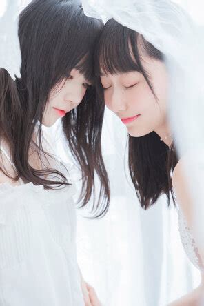 KimemeOwO 木绵绵OwO 朝 白裙白裙 KimemeOwO 木绵绵OwO 朝 白裙白裙 Porn Pic