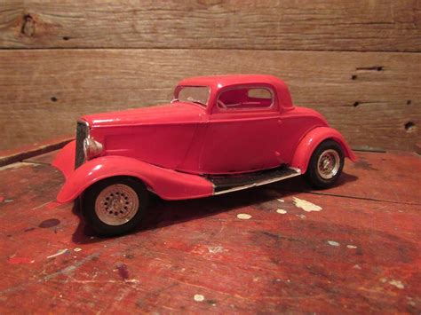 Custom HOT ROD Car Built Plastic Model Kit GREAT DETAIL JUNKYARD