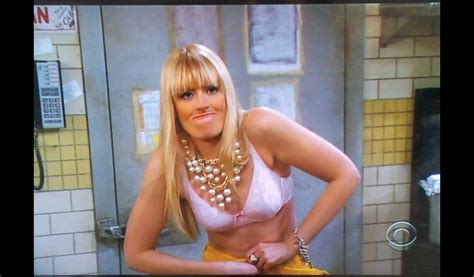 2 Broke Girls Nude Pics Page 1