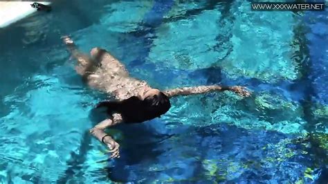 Spanish Pornstar Diana Rius Is Horny In The Pool
