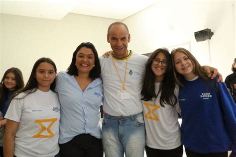 Colégio Igor Xavier - Projeto entre CEESVP e Colégio Igor Xavier trabalha respeito e inclusão ...