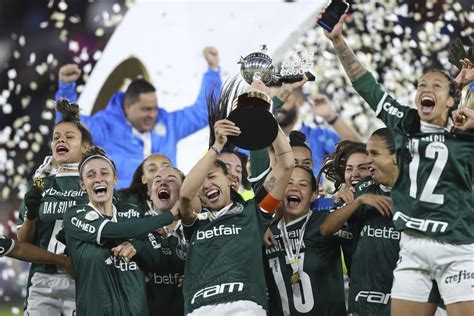 Palmeiras Conquista Sua Primeira Ta A Na Conmebol Libertadores Feminina