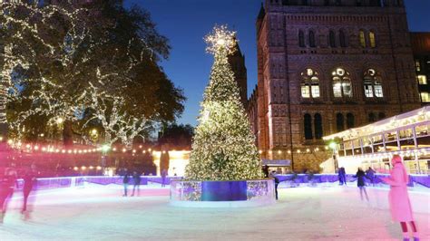 Madrid tendrá su tradicional pista de hielo por Navidad Marca