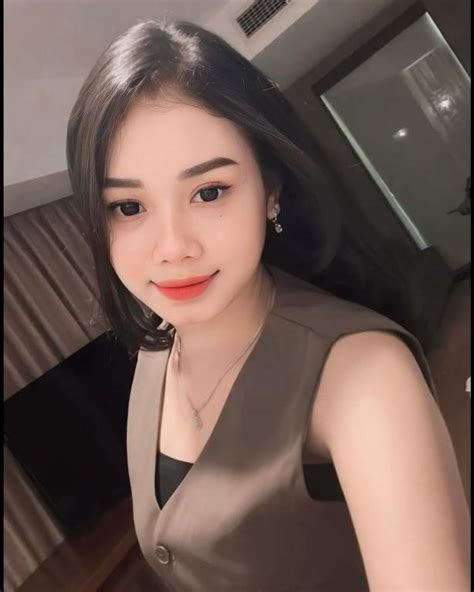I M Fazrina Girls Of Escort Open Sex Service And Massage Nude Bandung