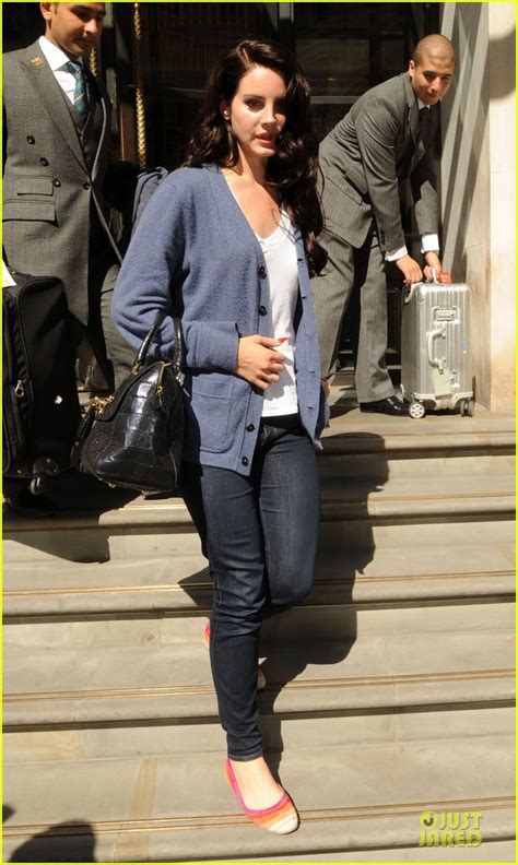 Photo Lana Del Rey Nude For Gq 16 Photo 2714701 Just Jared Entertainment News