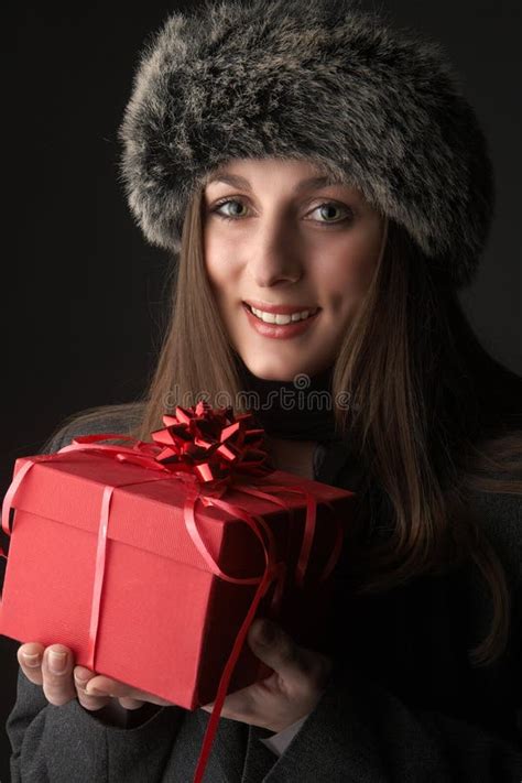 Ritratto Di Bella Donna Del Brunette Immagine Stock Immagine Di Arco Rivestimento