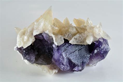 Kalcit | Minerály Petřvald