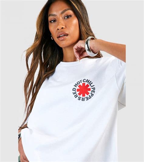 Buy Boohoo Red Hot Chili Peppers Oversized License Band T Shirt In White Thstreet Kuwait