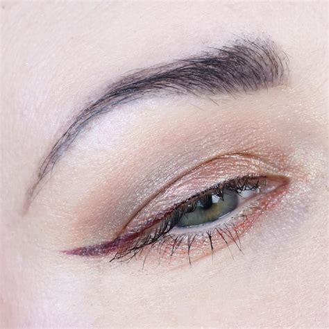 Nabla Cutie Palette Nude Look Burgundy And Nude Makeup