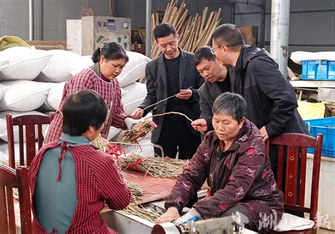 建始县举办高素质农民培育农资经销员培训班 湖北日报新闻客户端