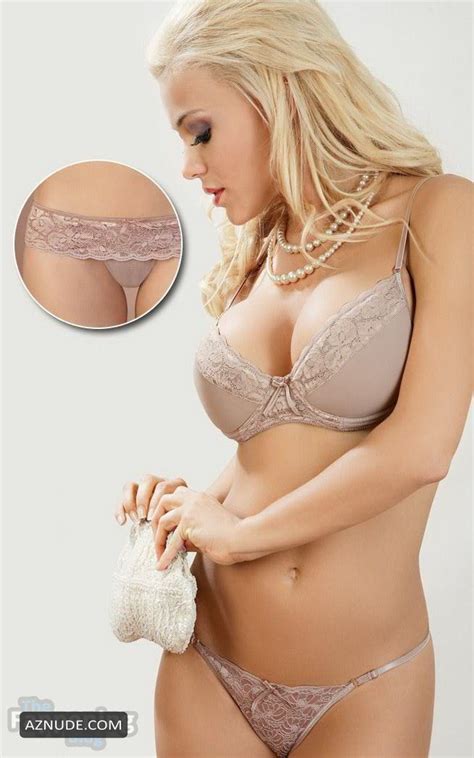 Evangelina Anderson Sexy And Nude Photoshoots Posing Her Seductive Booty Tits And Figure Aznude