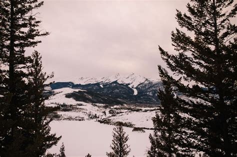 Snowy Sapphire Point Winter Elopement In Dillon Colorado Monica