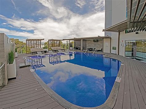 Holiday Inn Guatemala - Free Internet & More