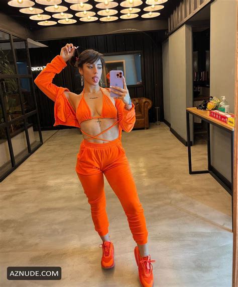Belenegri Stunning Instagram Photos Wearing A Sexy Orange Bikini AZNude