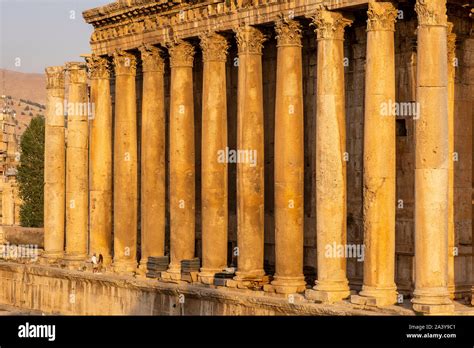 Temple Of Bacchus Baalbeck Bekaa Valley Lebanon Stock Photo Alamy