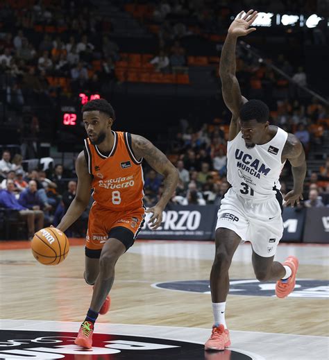 Valencia Basket Opens Its Preseason Against UCAM Murcia in Yecla