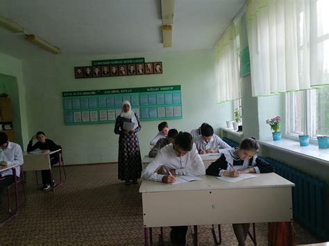 Башкорт теле һәм әдәбияты укытучысы Әлмирә Якшымбаева — GongTV