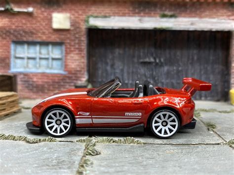Loose Hot Wheels 2015 Mazda MX 5 Miata Red And White Etsy