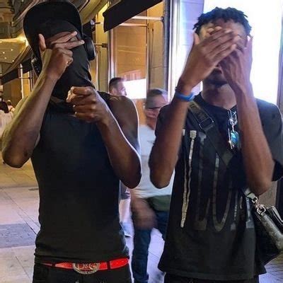 Snowbunny on Twitter Esta fue mi reacción cuando me llego mi primer dildo negro cuando era mas