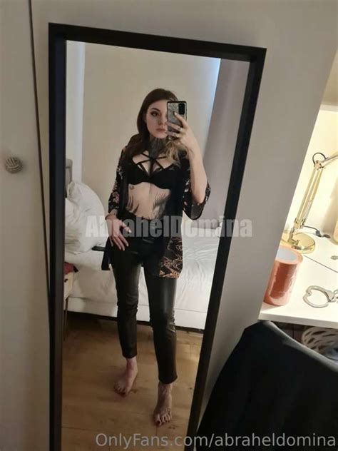 Abraheldomina Nude Leaks Onlyfans Okleak