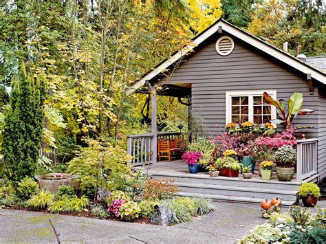 6 Essential Curb Appeal Ideas For Front Porches Better Homes And Gardens