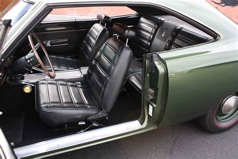 1969 Hemi Roadrunner Tucson Classic Motor Co