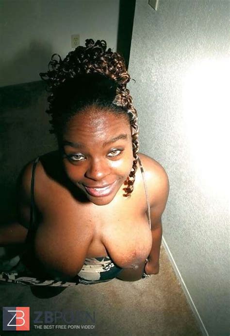 Bootylicious Chick Gets Horny ZB Porn