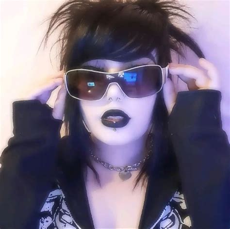 Pinterest In 2023 Scene Fashion Goth Hair Mall Goth Hair