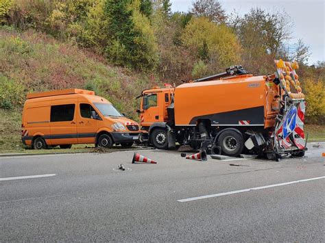 T Dlicher Unfall Auf A Lkw Fahrer Nach Ungl Ck Bei Rottweil