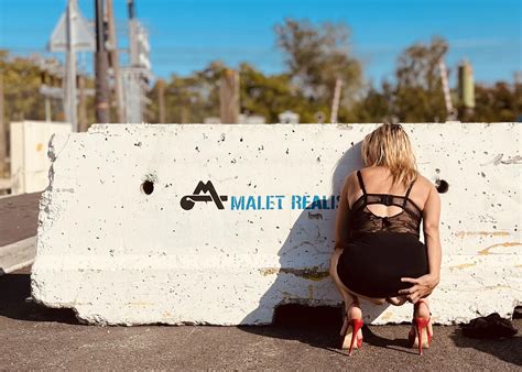 Exhib Outdoor Slut Stepmom Milf Show Her Ass Boob Pussy Pose Pics XHamster