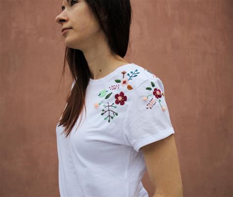 Flower Embroidered T Shirt White Women T Shirt Hand Embroidered Floral