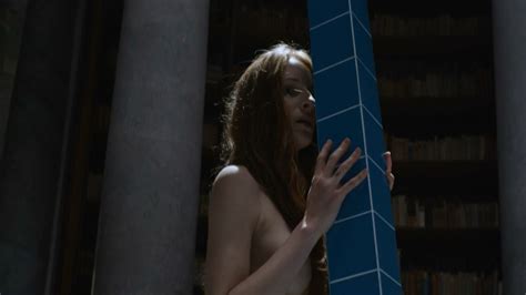 Naked Mathilde Cartoux In Movement Ivory