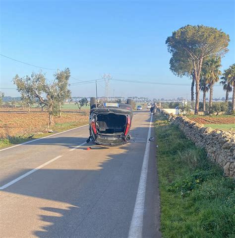 Perde Il Controllo Dell Auto E Si Ribalta Incidente Sulla Nard