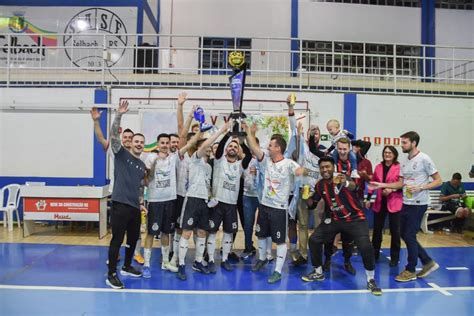 Conhecidos os campeões do Municipal de Futsal e Vôlei de Selbach JE