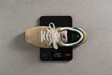 Cut in half: New Balance 990 v1 Review (2024) | RunRepeat
