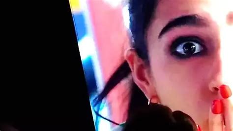 Sara Ali Khan Cum Tribute Part 1 Hot Photoshoot Version XHamster